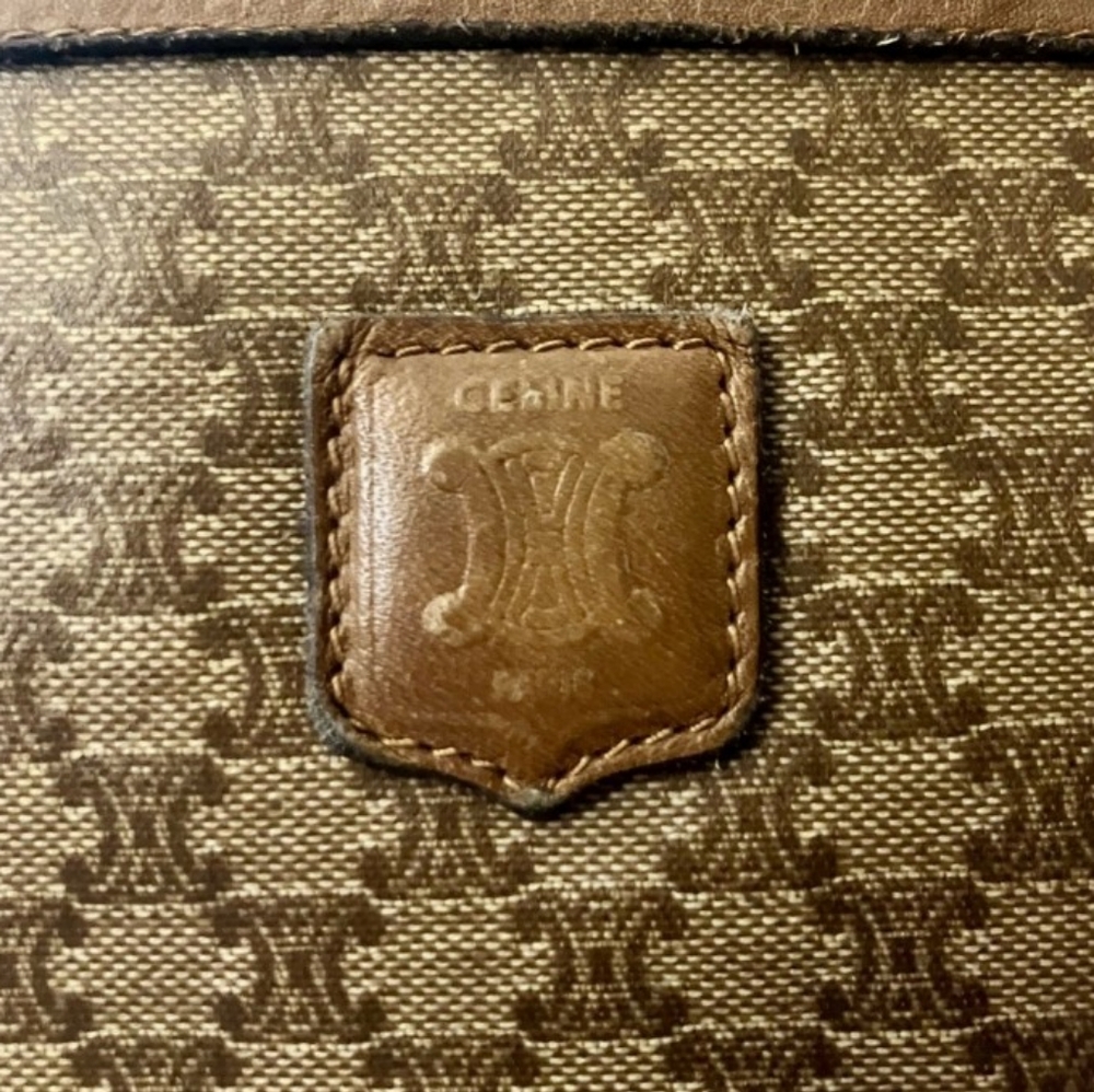 CELINE Macadam Italy M03 Large Leather Carmel Clutch Cosmetic Bag Monogram EUC - Picture 10 of 10